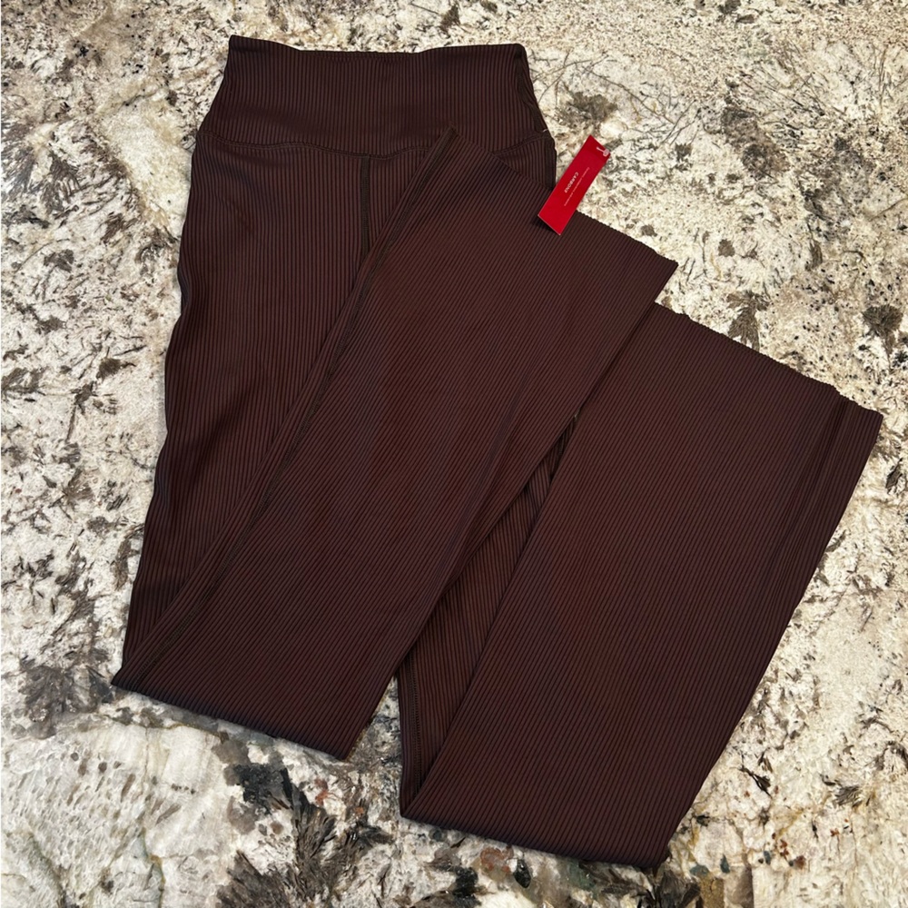 NWT CARBON38 Ribbed‎ Flare xs leggings dark oak brown women’s - Picture 3 of 11